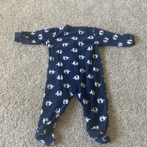 Carters baby boy 2 piece long sleeve footie bundle size 9 months - Picture 12 of 12